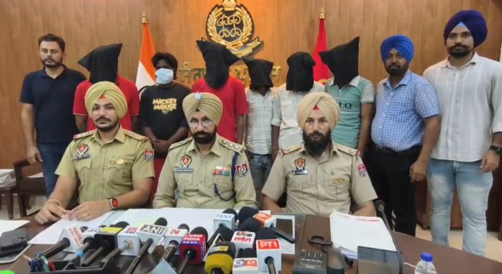 District Police Sangrur busts interstate thief gang stealing mobile tower material 06 accused nabbed